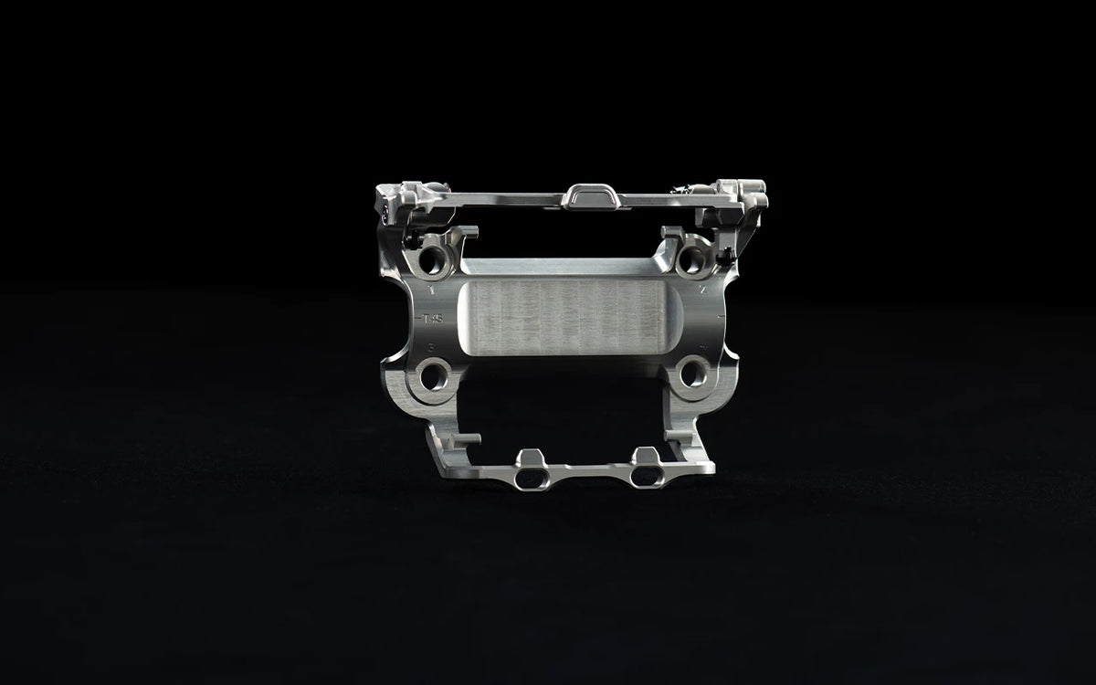 Stark VARG – Docking station mechanism